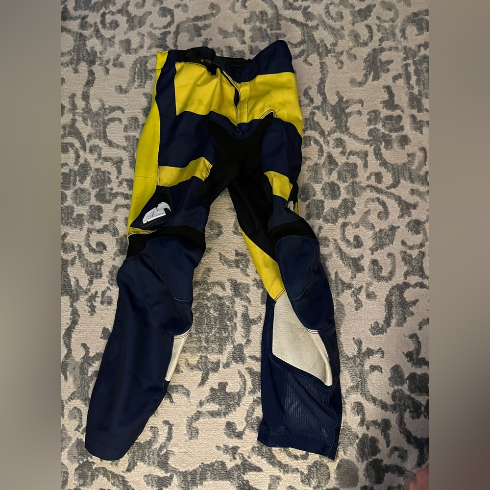 Thor Riding Motor Sport Pants , Size Youth 20